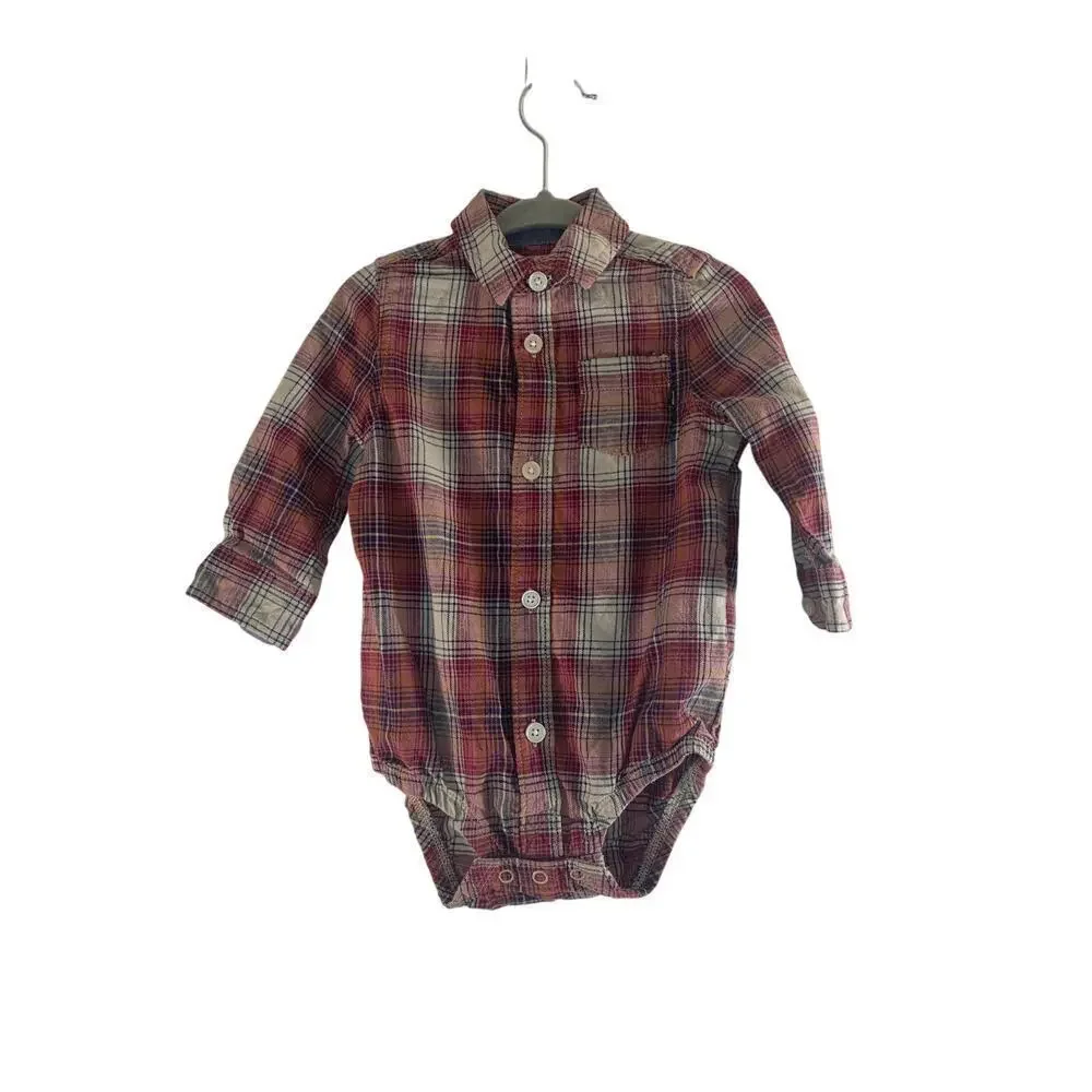 OSHKOSH B’GOSH Boy’s 2 Piece Long Sleeve Onesie and Jean Set / Size: 12 Months